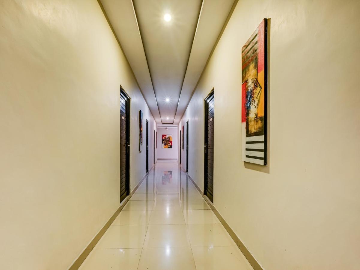 Oyo 90986 Hotel Srikandi Adisucipto Kalasan ภายนอก รูปภาพ